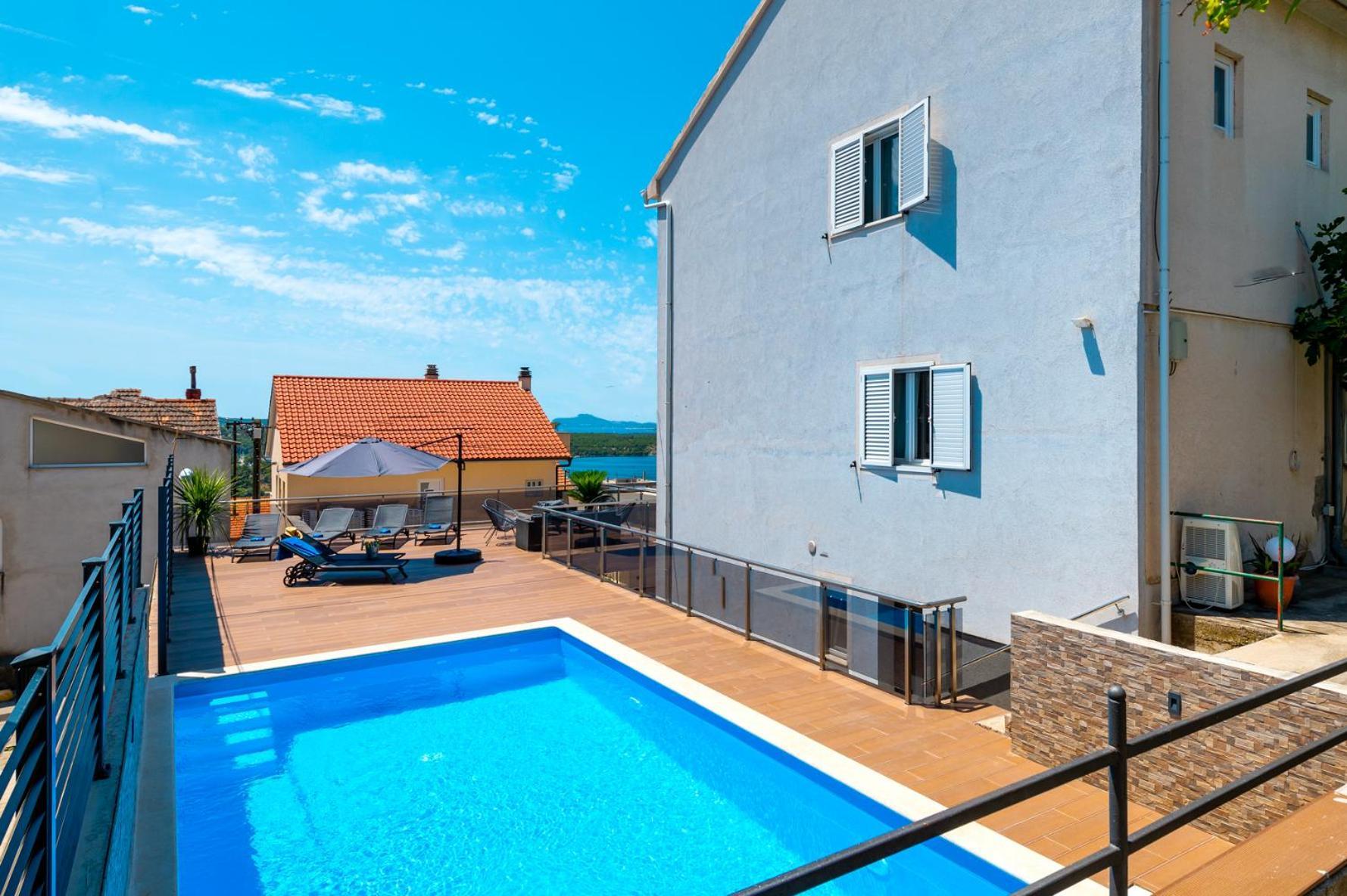 Pool Me Up! Διαμέρισμα Σίμπενικ Εξωτερικό φωτογραφία